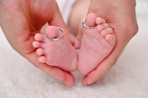 供卵包生男孩公司宝宝发烧退不下去 供卵包生男孩公司宝宝发烧退不下去